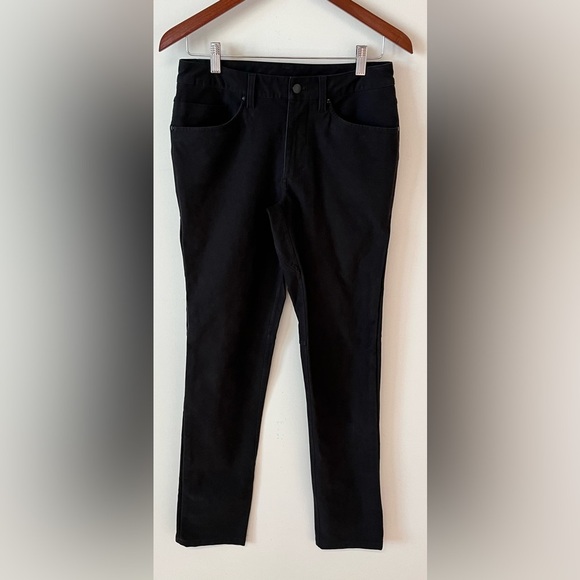Lululemon Men's 28x33 Black ABC Classic Fit Utilitech Abrasion Resistant Pants - Picture 1 of 11